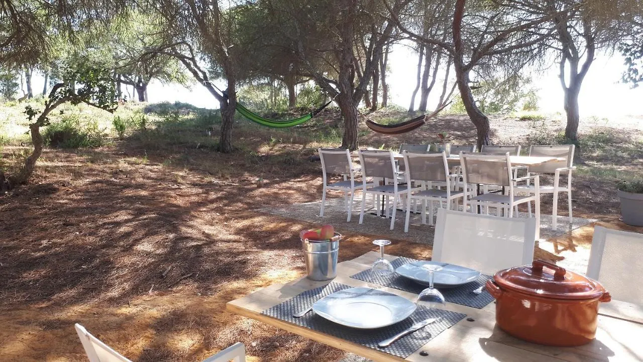 Caval'Emocao Villa Porches  Holiday home